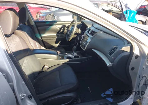 2017 Nissan Altima 2.5 S z USA, uszkodzony, nr VIN 1N4AL3APXHN353021